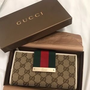 Gucci wallet